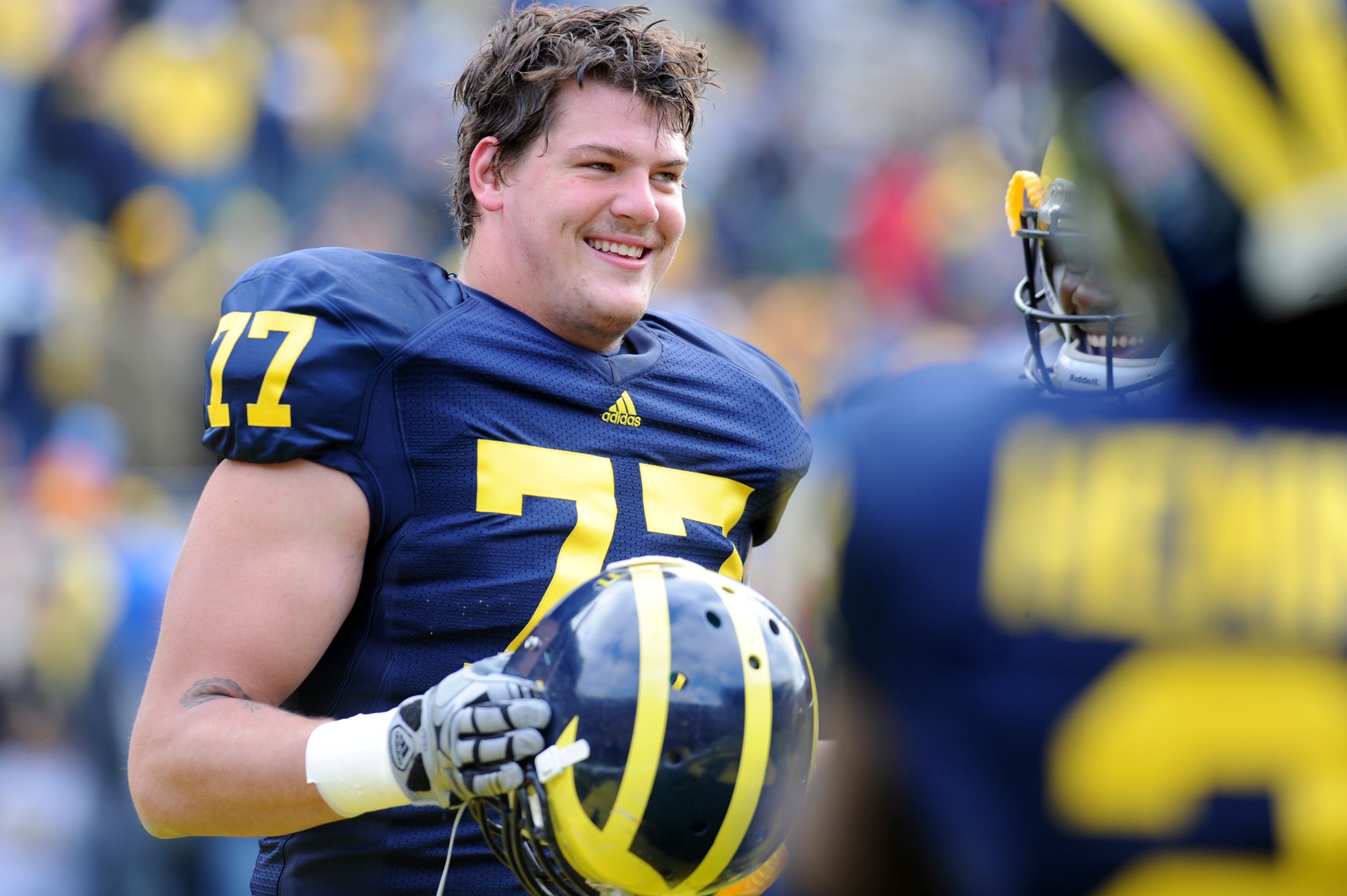 Titans select OT Taylor Lewan with 11th pick in 2014 NFL Draft