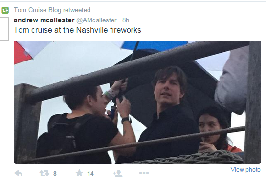 tom cruise at nashville fireworks