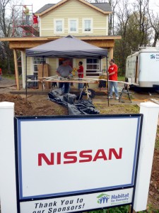 nissan sign