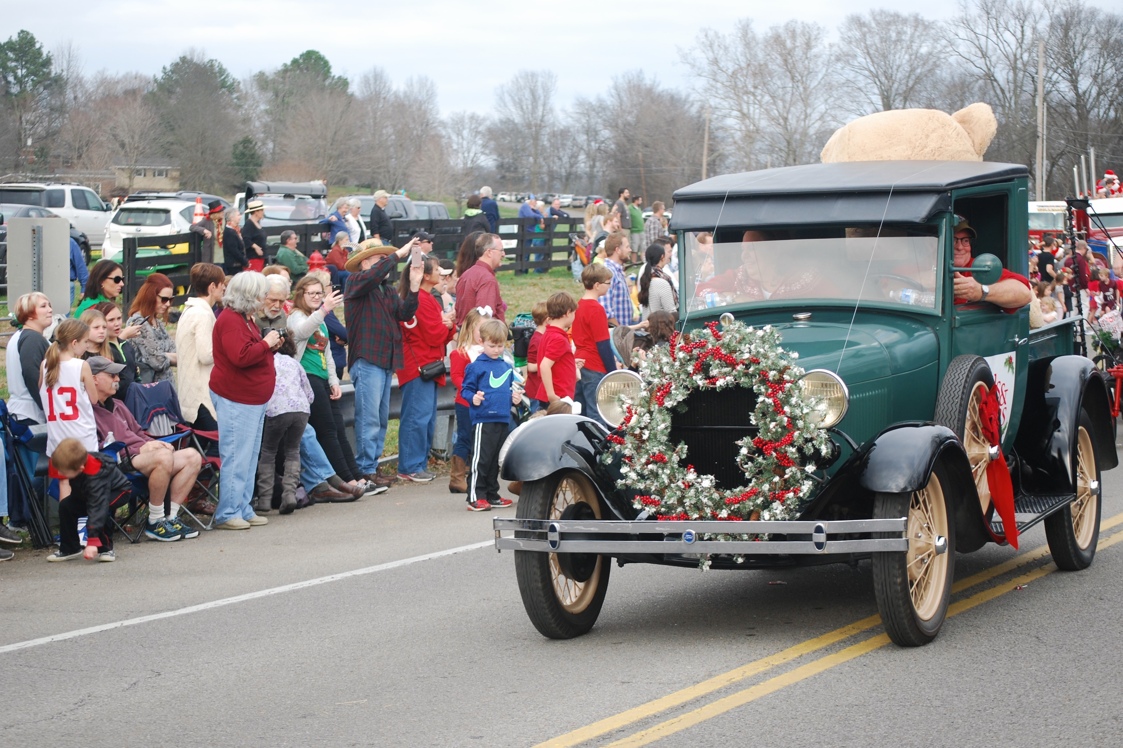 Scene Around Town Leiper's Fork Christmas Parade Williamson Source