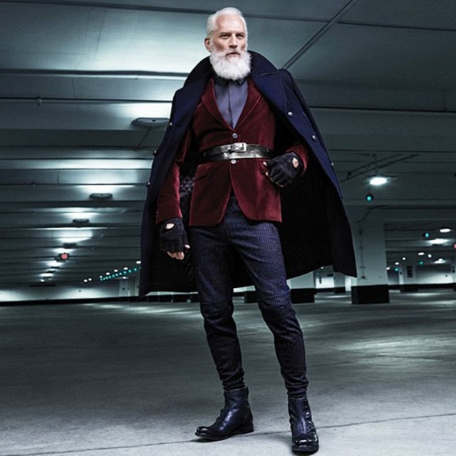 the-fashion-santa-that-everyone-is-talking-about-1593662-1449877826.640x0c