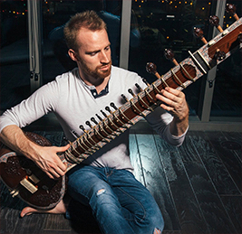 Roger Jaeger Sitar