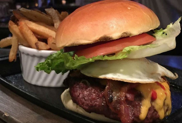 7 Places to Get a High-End Burger