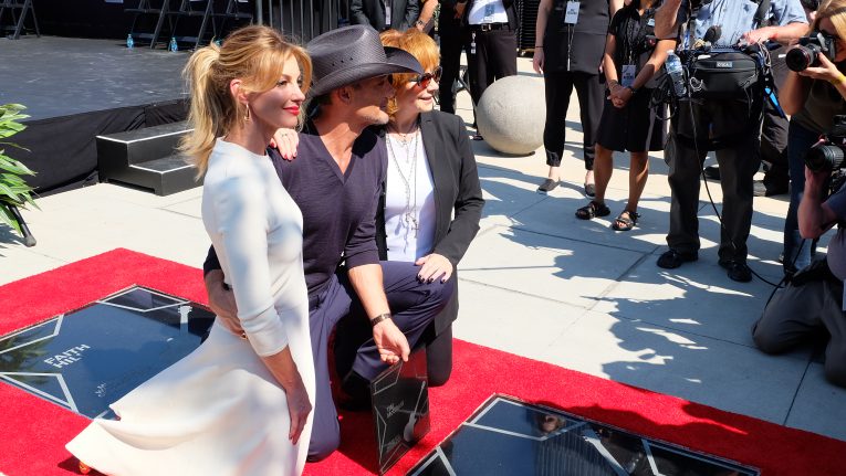 Tim McGraw, Faith Hill and Family Cheered for Phillies at Game 3