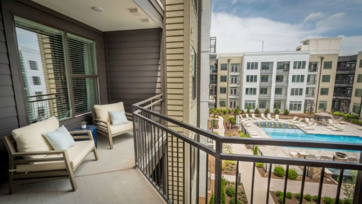 emblem luxury apartments, franklin tn deck