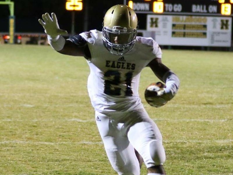 Independence running back Troy Henderson scored three touchdowns and ran for 153 yards, as the Eagles cruised by Memphis East, 42-10. Quarterback Nathan Cisco was 21-of-35 for 225 yards, two touchdowns and three interceptions. Kendrell Scurry caught seven balls for 80 yards and a score for Independence (5-4). Coming off a five-touchdown game last week, Henderson scored on a 3-yard run early to give the Eagles the game’s first lead. Gabe Thieman (three catches, 42 yards) and C.J. Hills (nine for 58) also scored touchdowns. T.J. Sheffield also caught six passes for 49 yards for Independence. Independence ends the regular season by hosting Ravenwood next week.