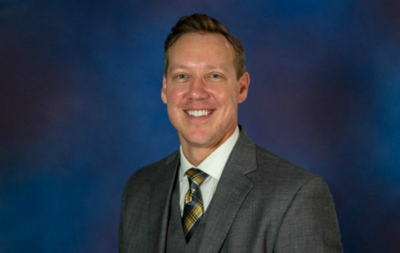 Dr. Kurt Jones Dr. Kurt Jones
