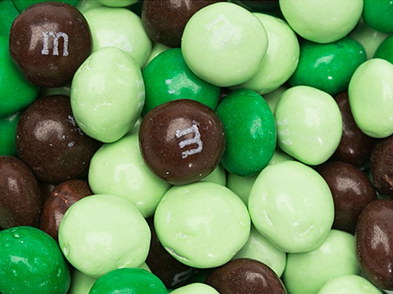 Tales of the Flowers: M&M Munchums and M&M Crunchy Cookie Taste Test  Comparison
