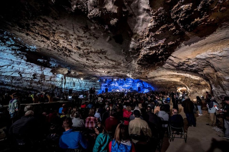 10 Tennessee Caves To Visit Williamson Source   The Caverns 4 