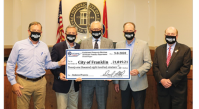 Tennessee Treasurer Returns Over $21K in Unclaimed Property to City of Franklin