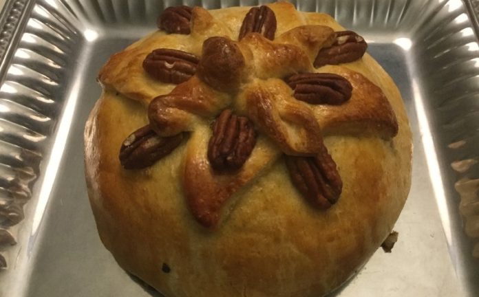 crescent wrapped cranberry brie