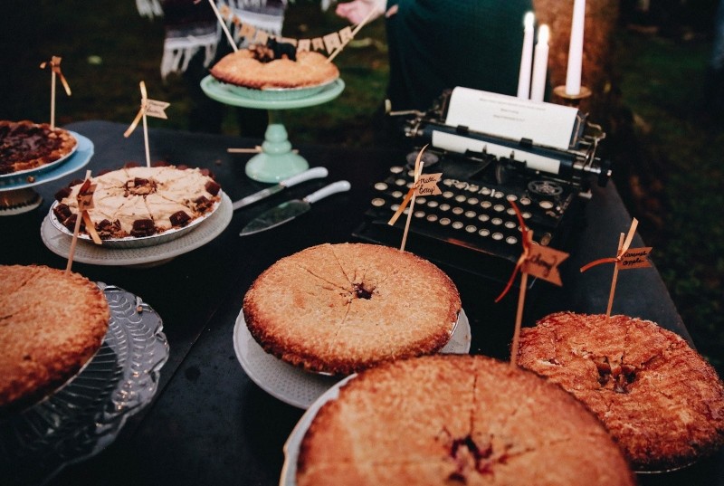 tarte de mariage par papa c pies, photo de Callie Riesling 