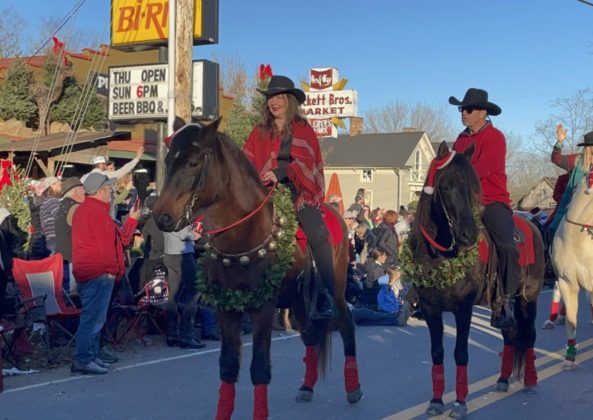 Leipers Fork Christmas Parade 2021