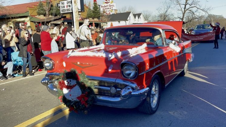 Leipers Fork Christmas Parade 2021