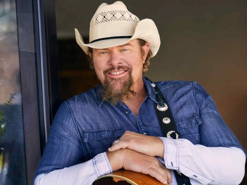 Toby Keith reveals cancer diagnosis