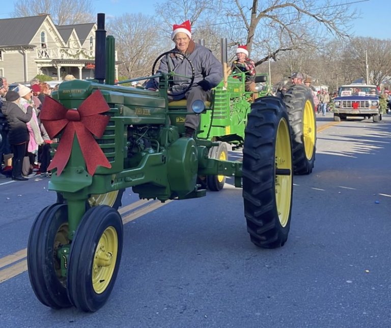 Photos 2022 Leiper's Fork Christmas Parade Williamson Source