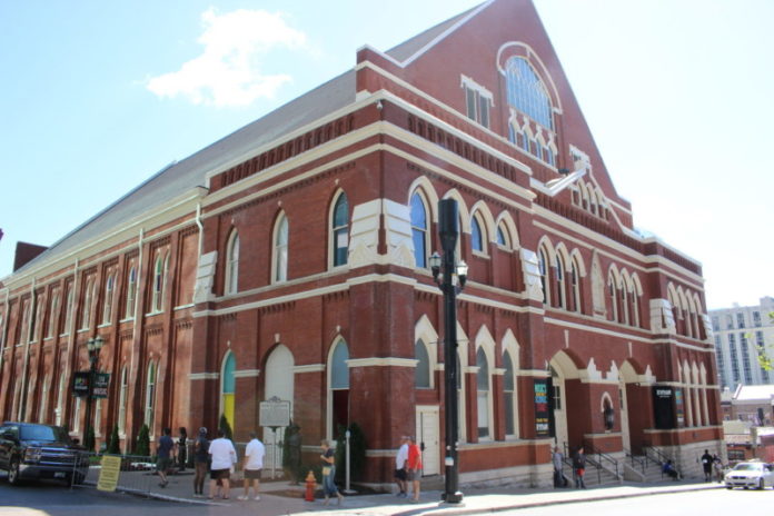 Ryman-Auditorium-5
