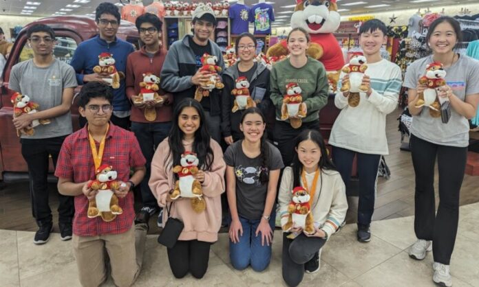 After winning first place at the Tennessee Science Olympiad, Ravenwood High students traveled to Wichita, Kansas, to compete in the National Science Olympiad May 19-20.