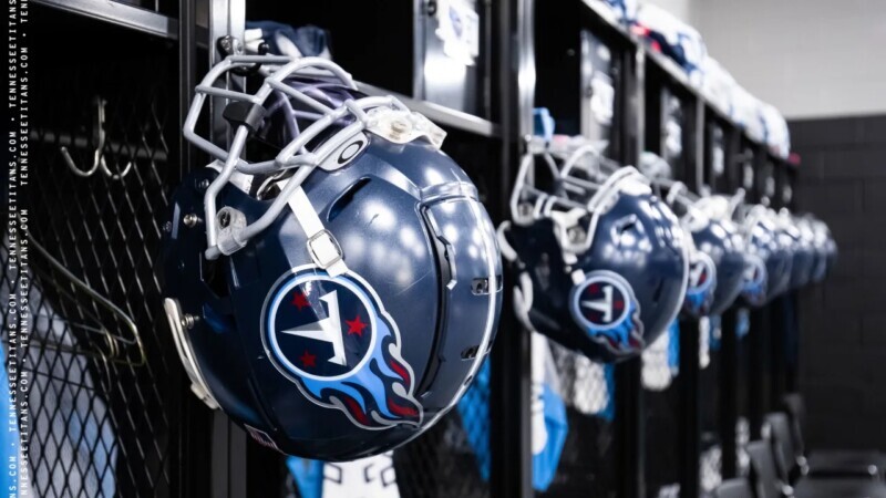 Titans Finalize Coaching Staff