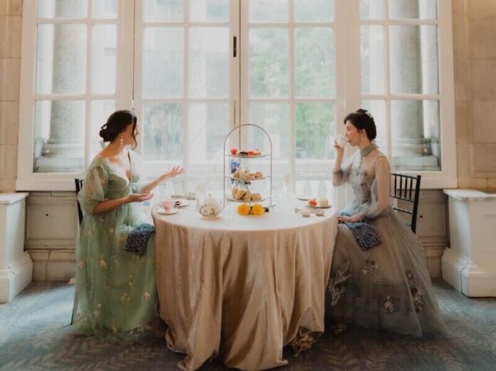 Afternoon Tea Horizontal in Veranda
