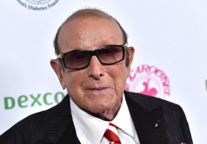 Clive Davis 1932 – 2026