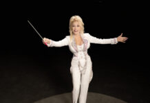 Dolly Parton’s ‘Threads’ Brings a One-of-a-Kind Symphony Experience to Nashville dolly